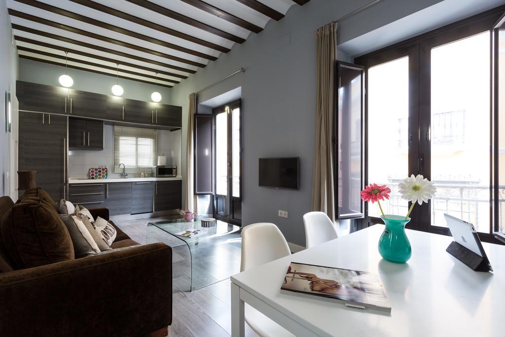 Mint Urban Suites Cosmopolitan Apartment *